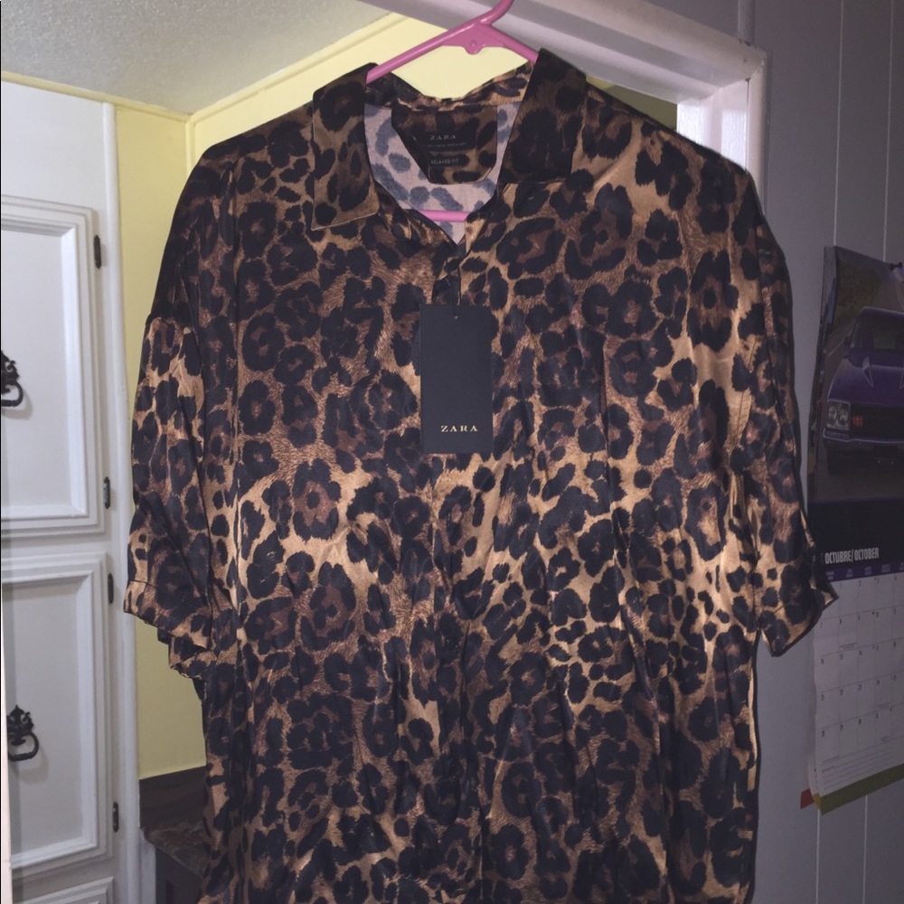 Zara Men’s Leopard Print shirt